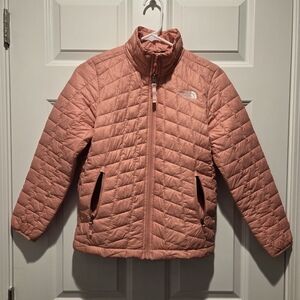 The North Face Kids Size Medium Coral Insulated Puffer Jacket - GUC!